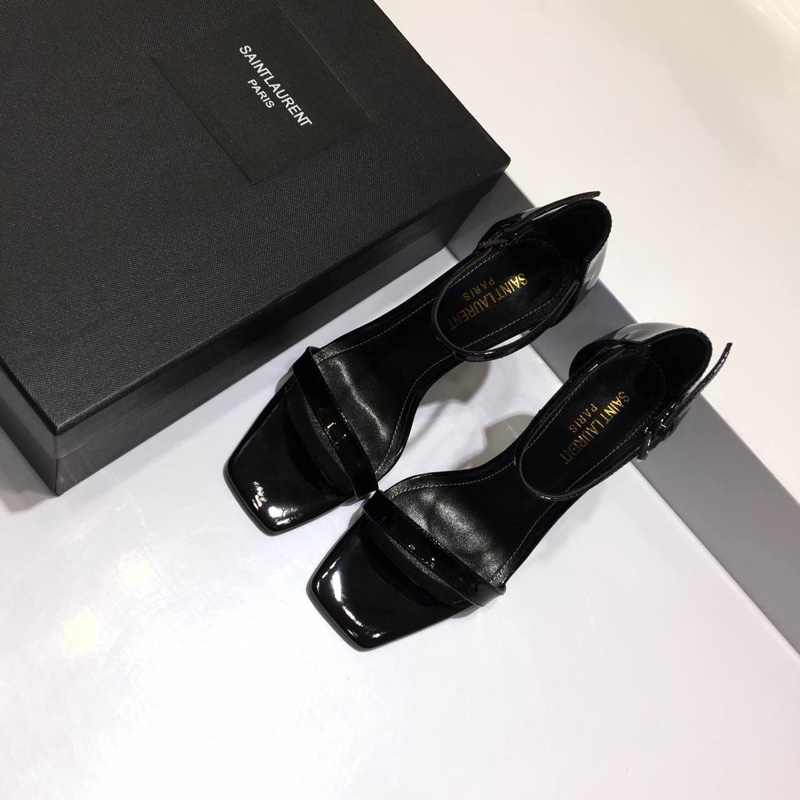 CASSANDRA FLAT SANDALS IN SMOOTH LEATHER - Image 2