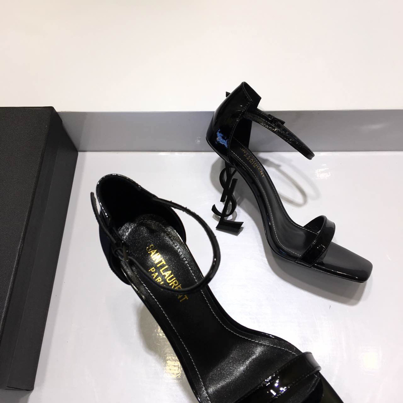CASSANDRA FLAT SANDALS IN SMOOTH LEATHER - Image 5