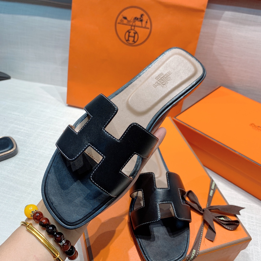 Hermès Oran Sandal - Image 6