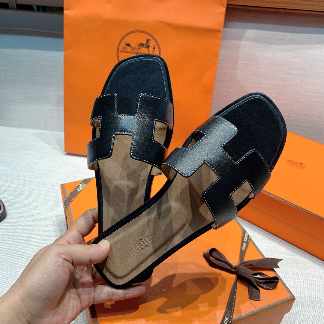 Hermès Oran Sandal - Image 5