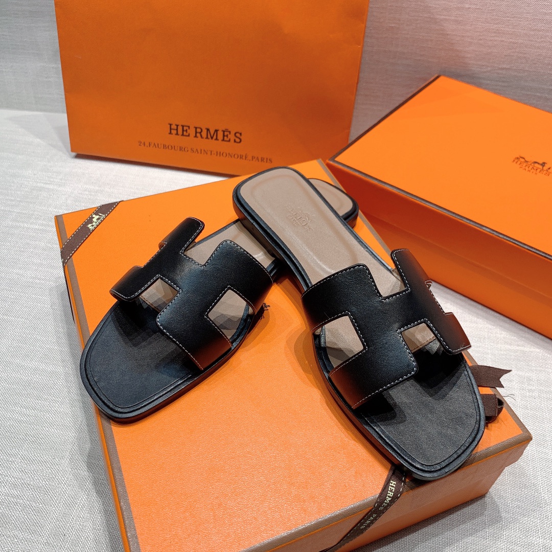 Hermès Oran Sandal - Image 2