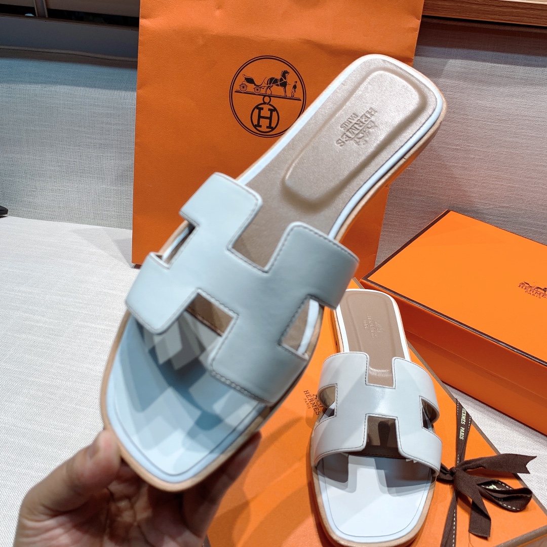 Hermès Oran Sandal - Image 8