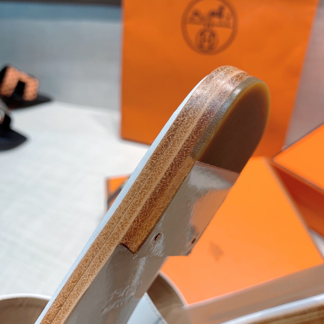 Hermès Oran Sandal - Image 4