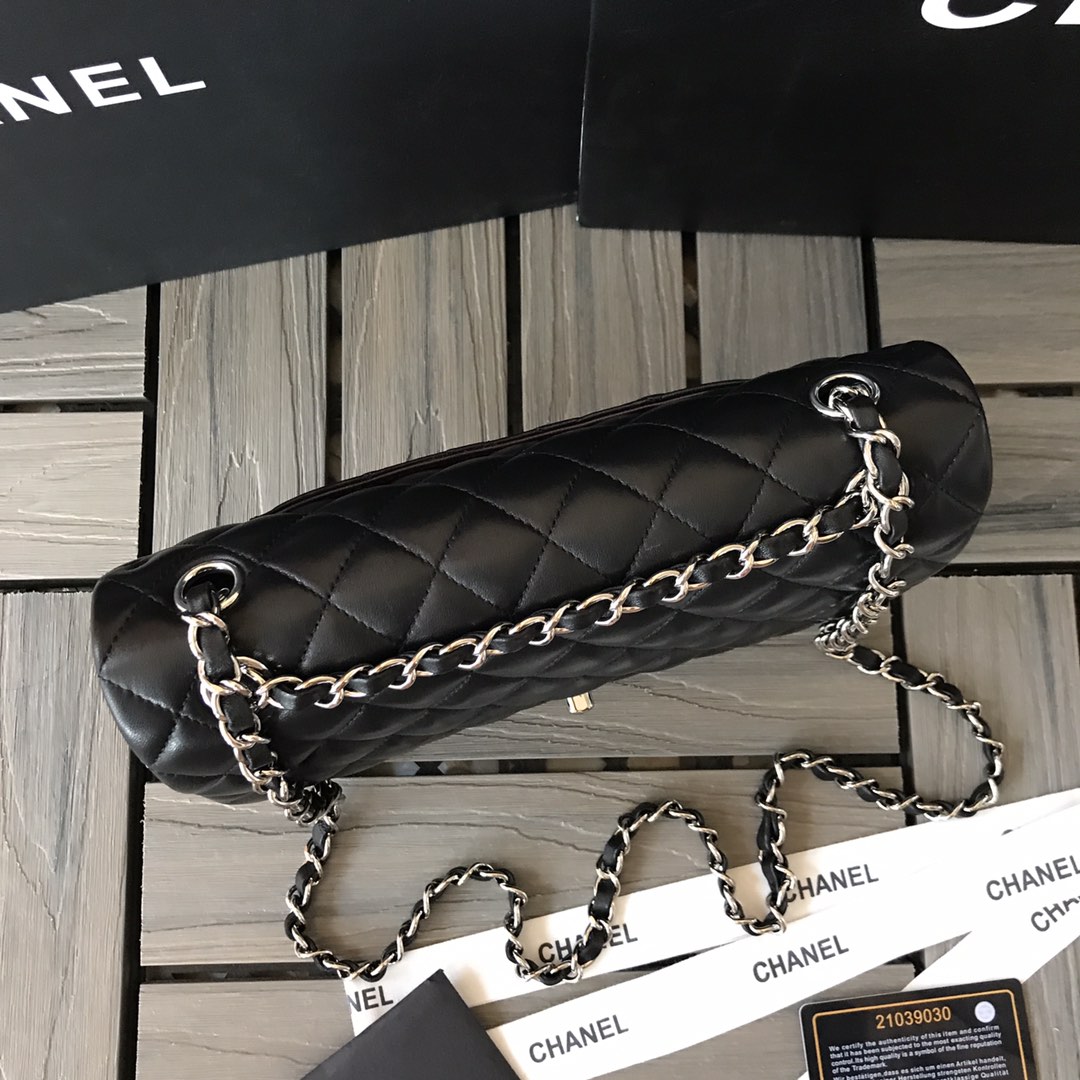 Chanel Flap Bag - Image 5