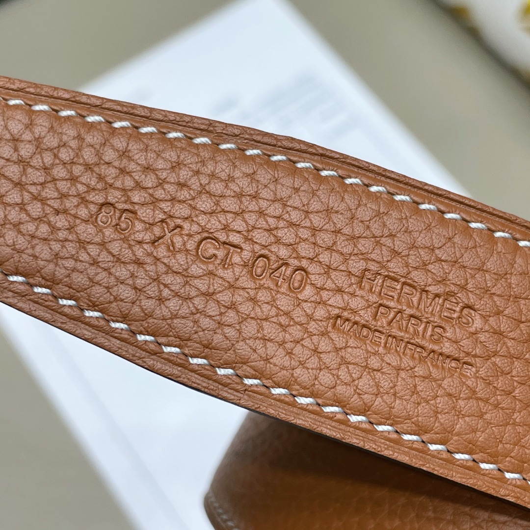 Hermès Cowhide Belt - Image 2