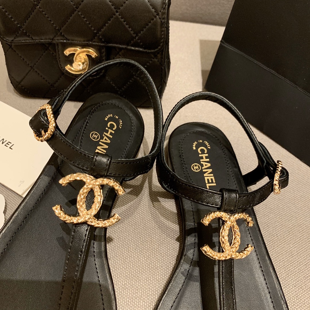 CHANEL SLIPPERS 52 - Image 4