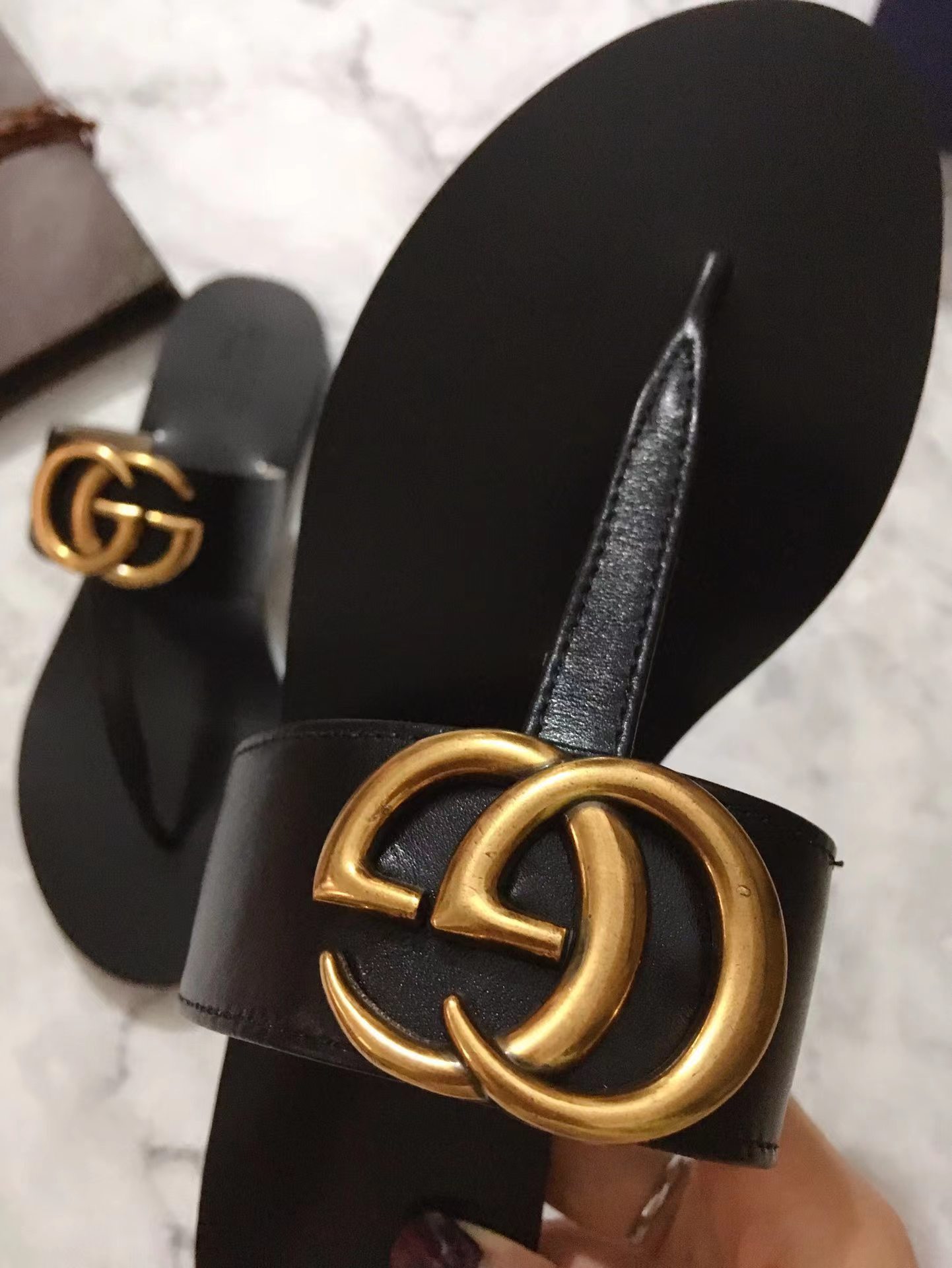 Leather thong sandal with Double G - Image 7