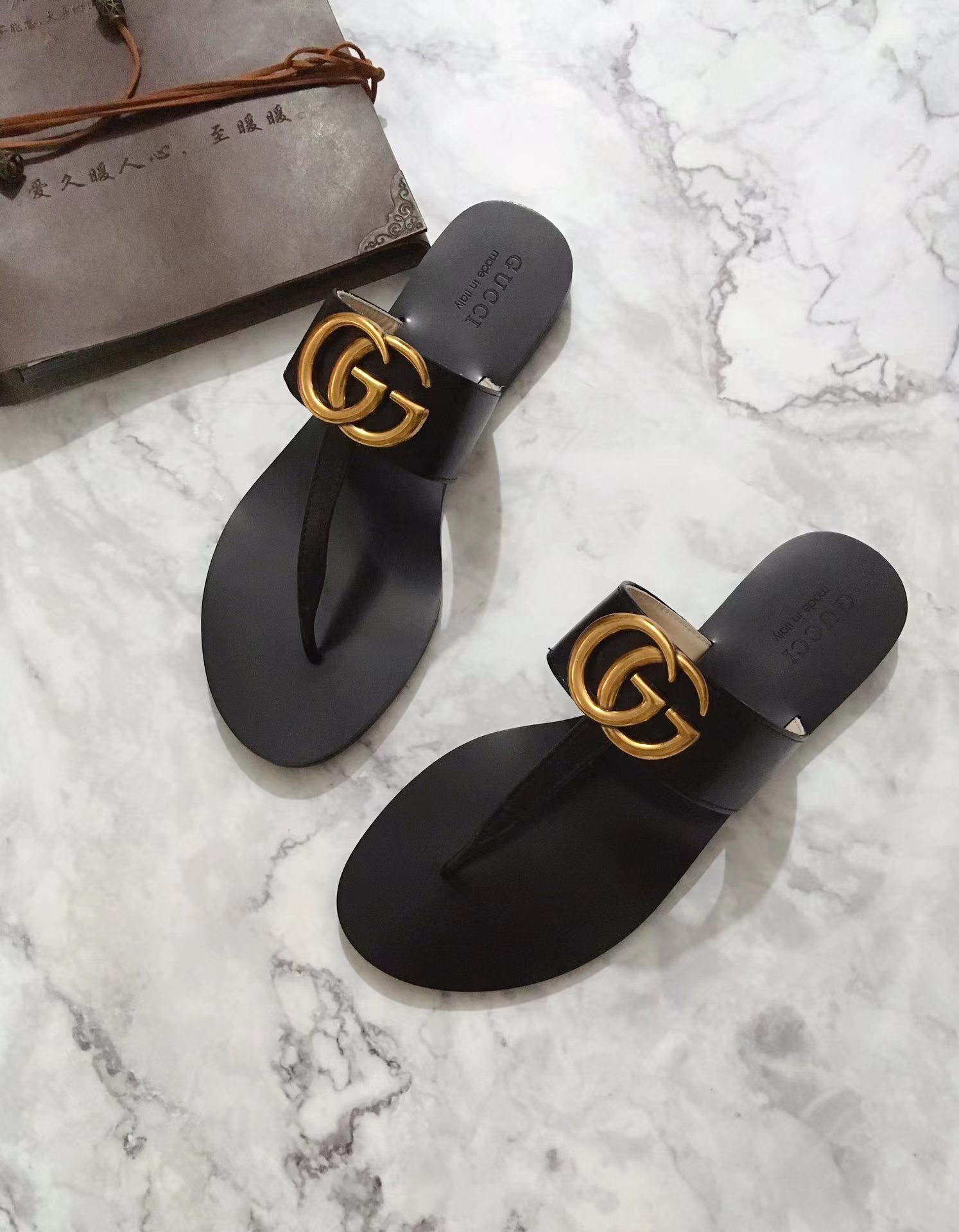 Leather thong sandal with Double G - Image 2