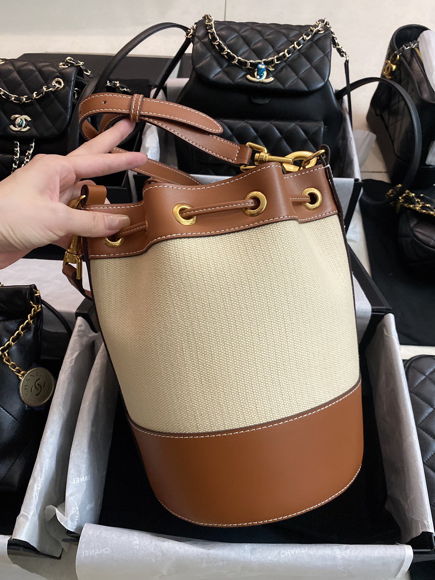 Small drawstring cabas marin in TEXTILE AND CALFSKIN - Image 4