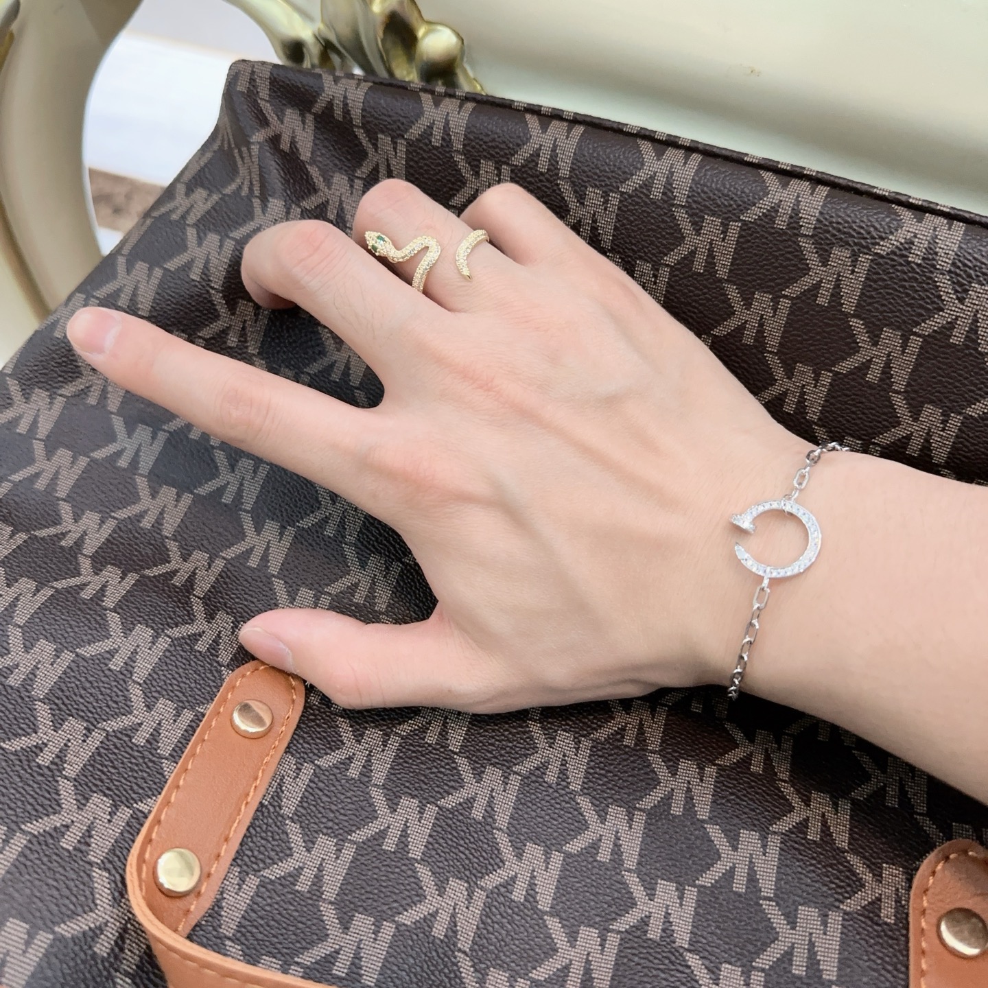Cartier Juste un Clou Bracelet - Image 5
