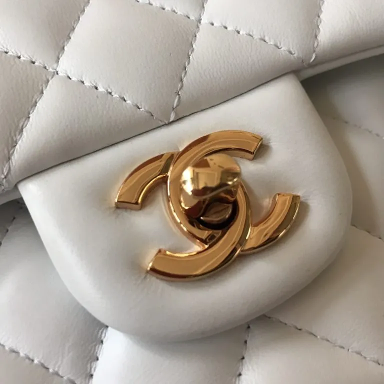 Chanel Flap Bag - Image 4