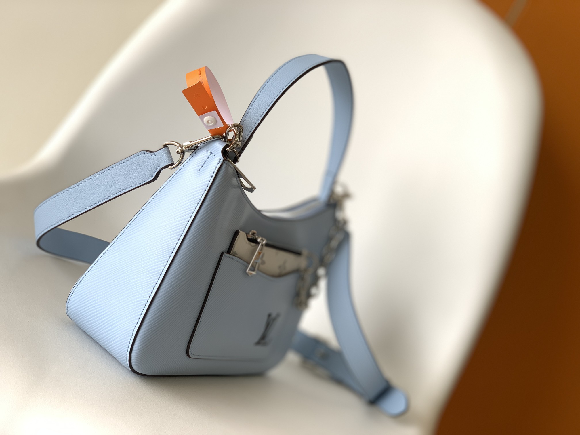 Luxury Blue Signature Handbag – Exclusive Edition M59488 - Image 2