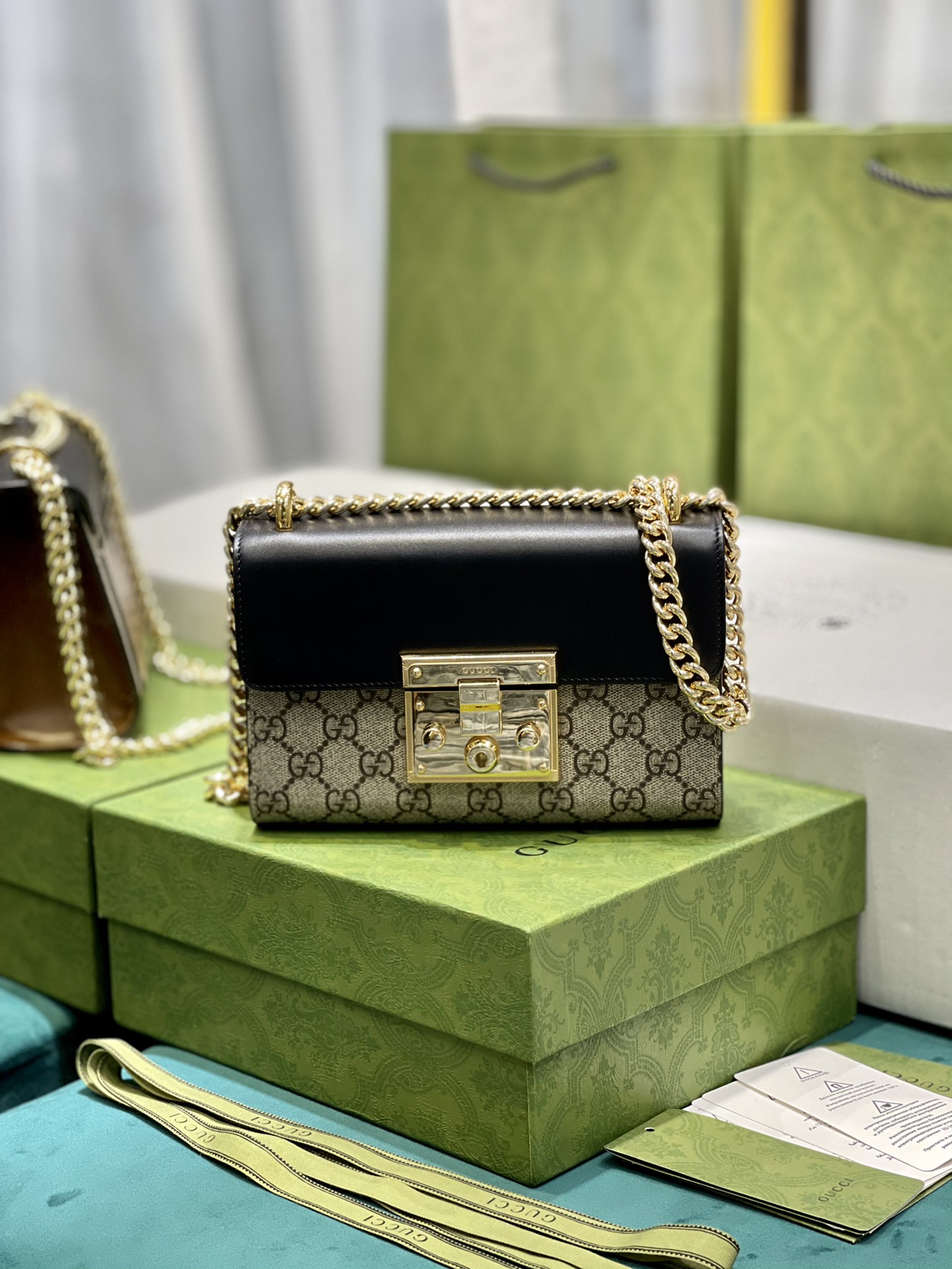 The King of Classics – Timeless Inspired Beauty Innovation for Modern Romance