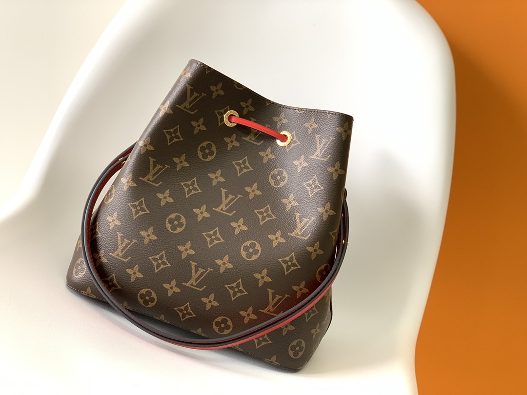 Gaston-Louis Vuitton's 1932 - Image 3