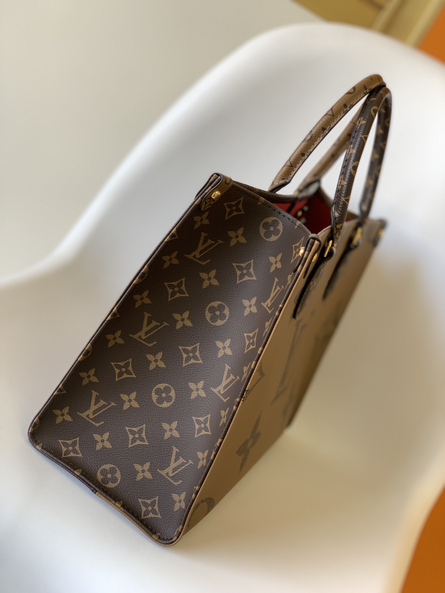 Midnight Elegance Black Leather Tote Bag - Image 2
