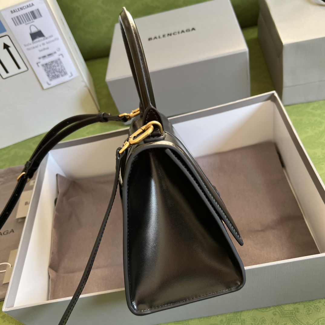 Luxury Fusion: Balenciaga × Gucci Limited Edition Drop - Image 8