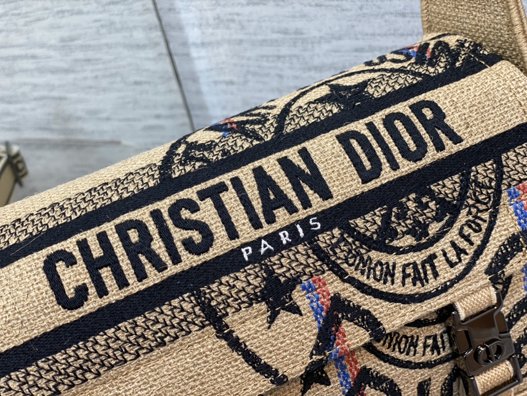 Dior Christian lady hand Bag - Image 7
