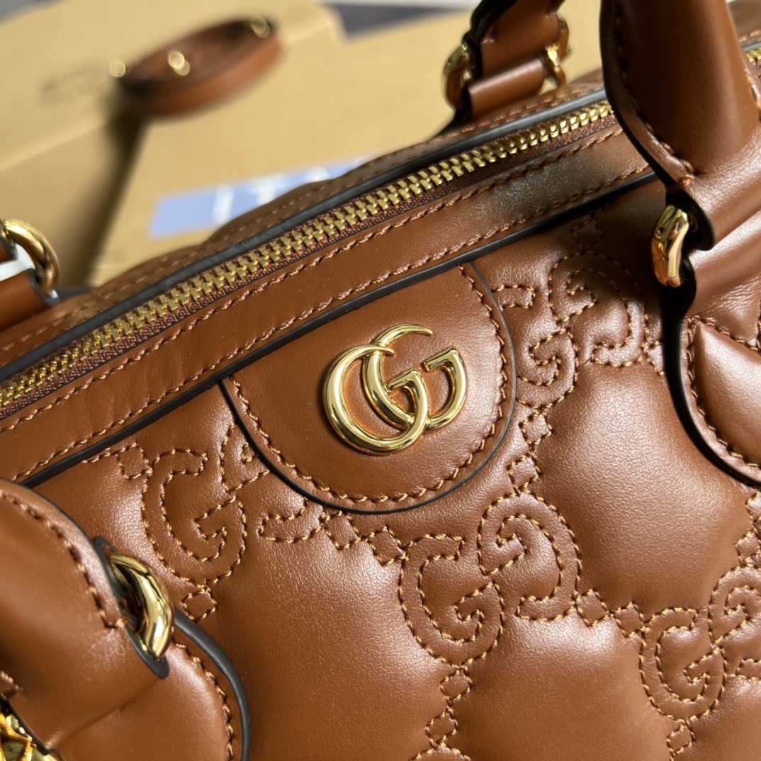 Elegant Quilted Leather Tote Bag for Women – Luxury Style Everyday Handbag - Image 5