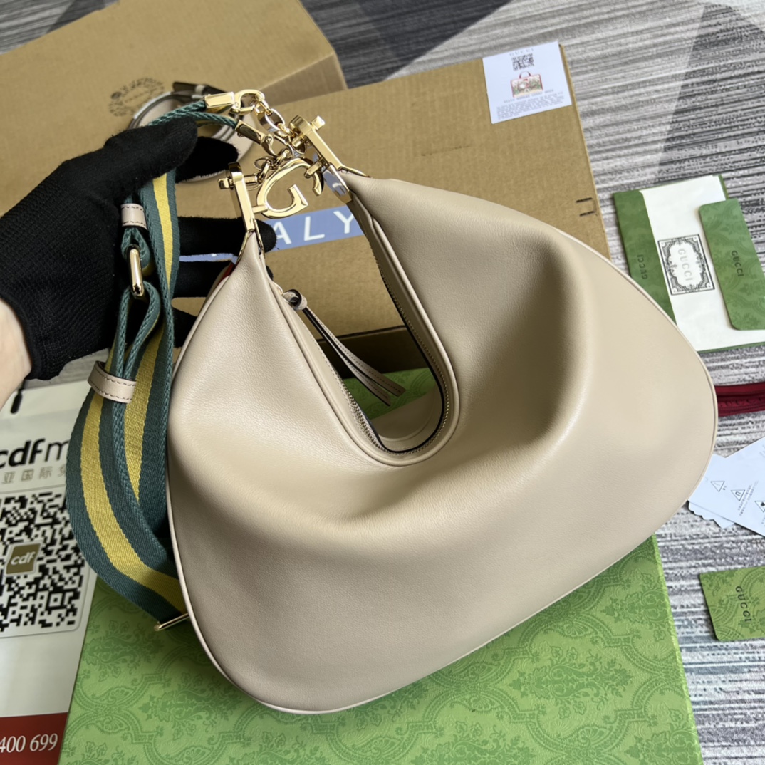 Gucci Attache Luxe Shoulder Bag - Image 10