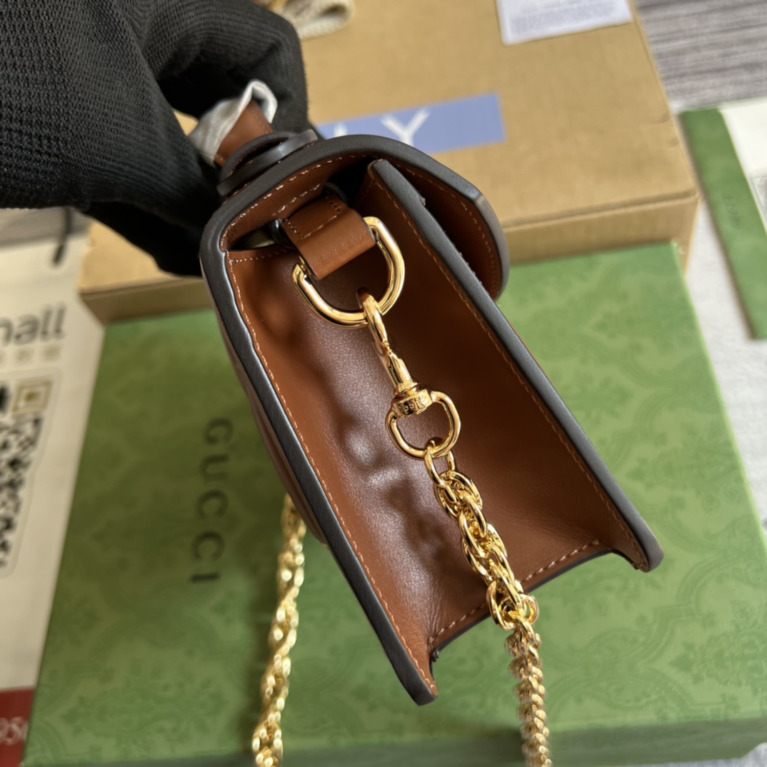 GG Matelassé Leather Small Shoulder Bag – Elegant Designer-Inspired Luxury Style - Image 3