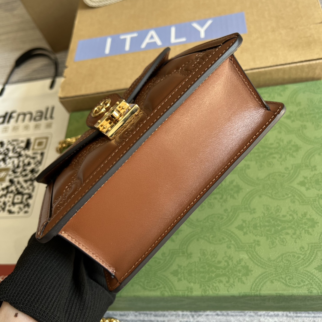 GG Matelassé Leather Small Shoulder Bag – Elegant Designer-Inspired Luxury Style - Image 9