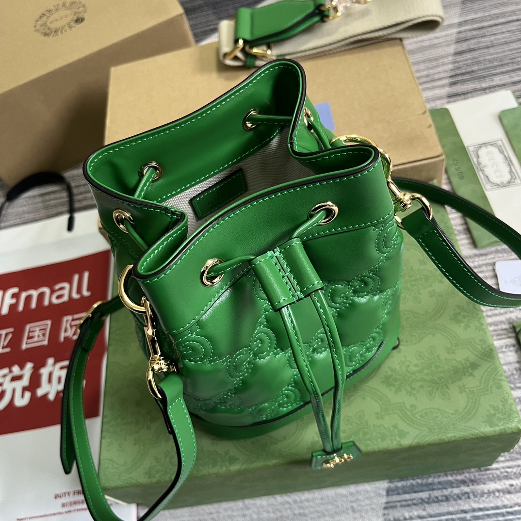 Elegant Quilted Leather Mini Bucket Bag for Women – Premium Designer Style - Image 8