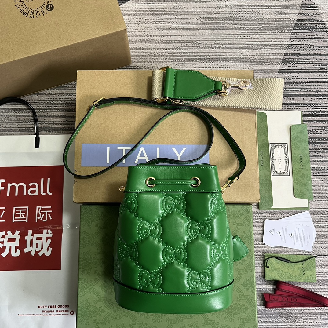 Elegant Quilted Leather Mini Bucket Bag for Women – Premium Designer Style - Image 10
