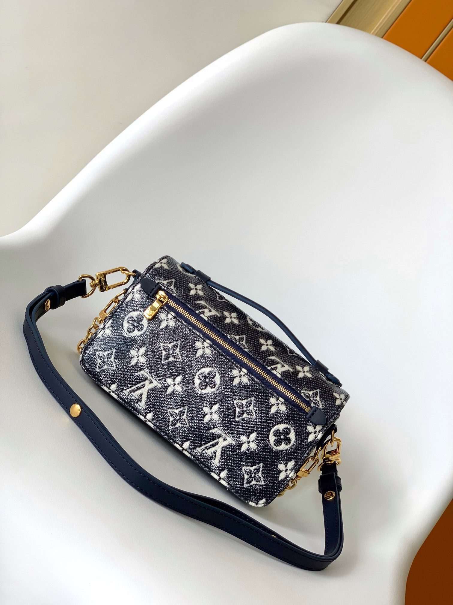 Elite Pochette Métis East-West Luxe Bag - Image 3