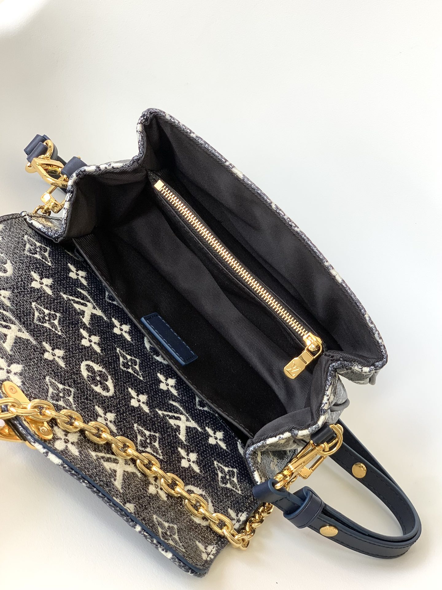 Elite Pochette Métis East-West Luxe Bag - Image 6