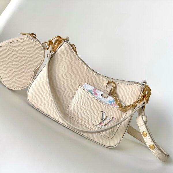 Heart-Shaped Premium Women’s Handbag – Elegant Luxury Style Crossbody