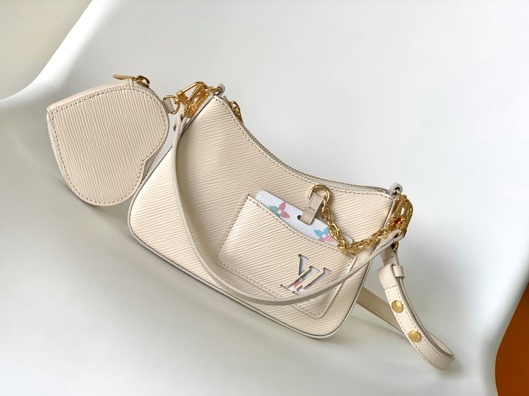 Heart-Shaped Premium Women’s Handbag – Elegant Luxury Style Crossbody