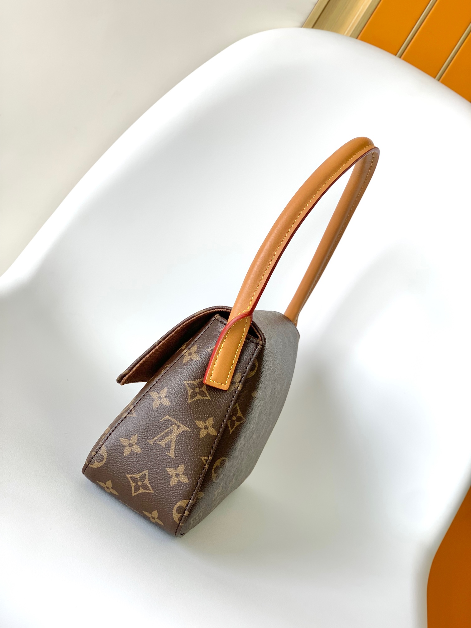 M51147 Vintage-Inspired Women’s Shoulder Bag – Elegant Everyday Luxury Style Bag - Image 2
