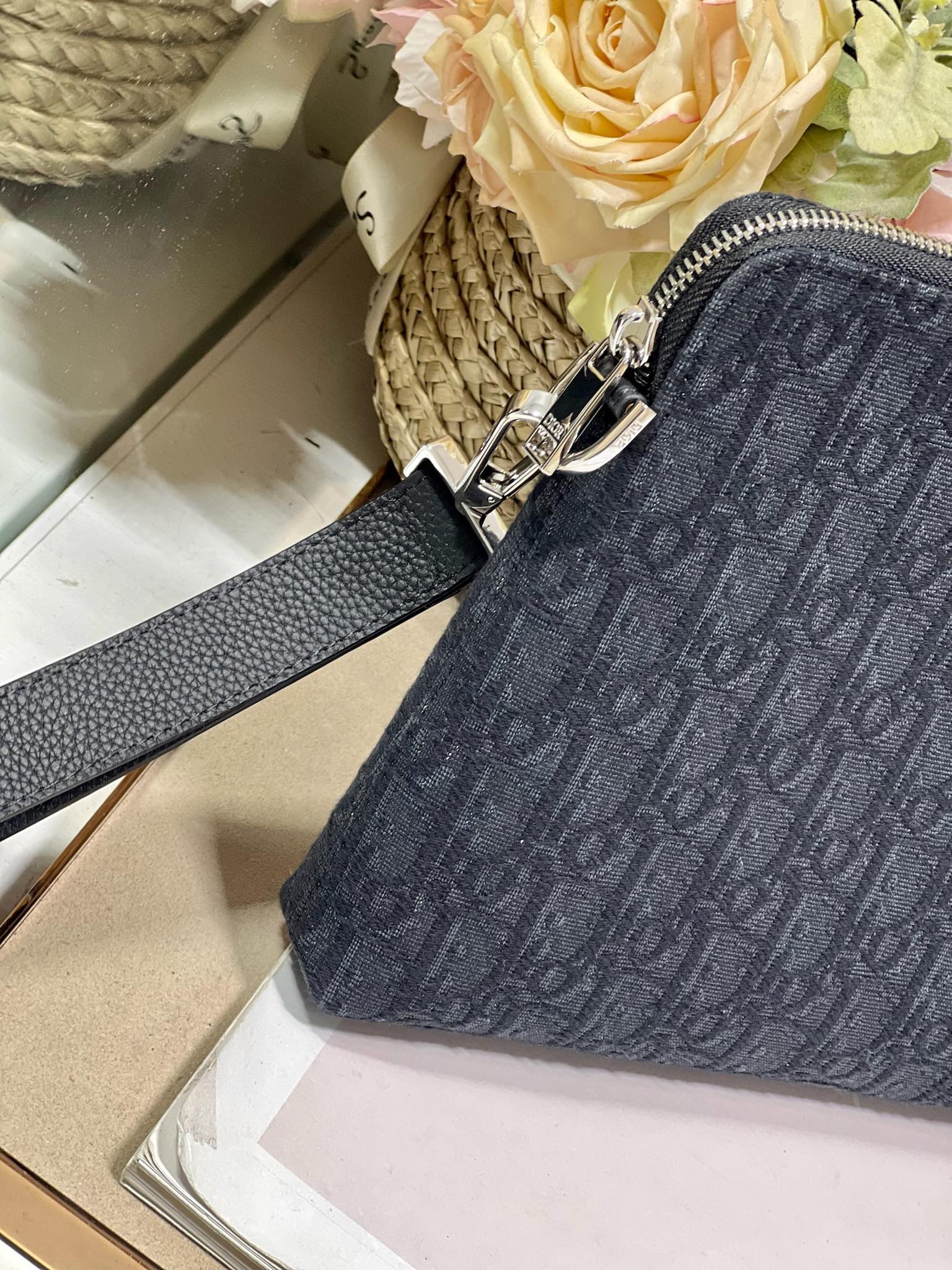 “Midnight Oblique Arc Clutch” - Image 6