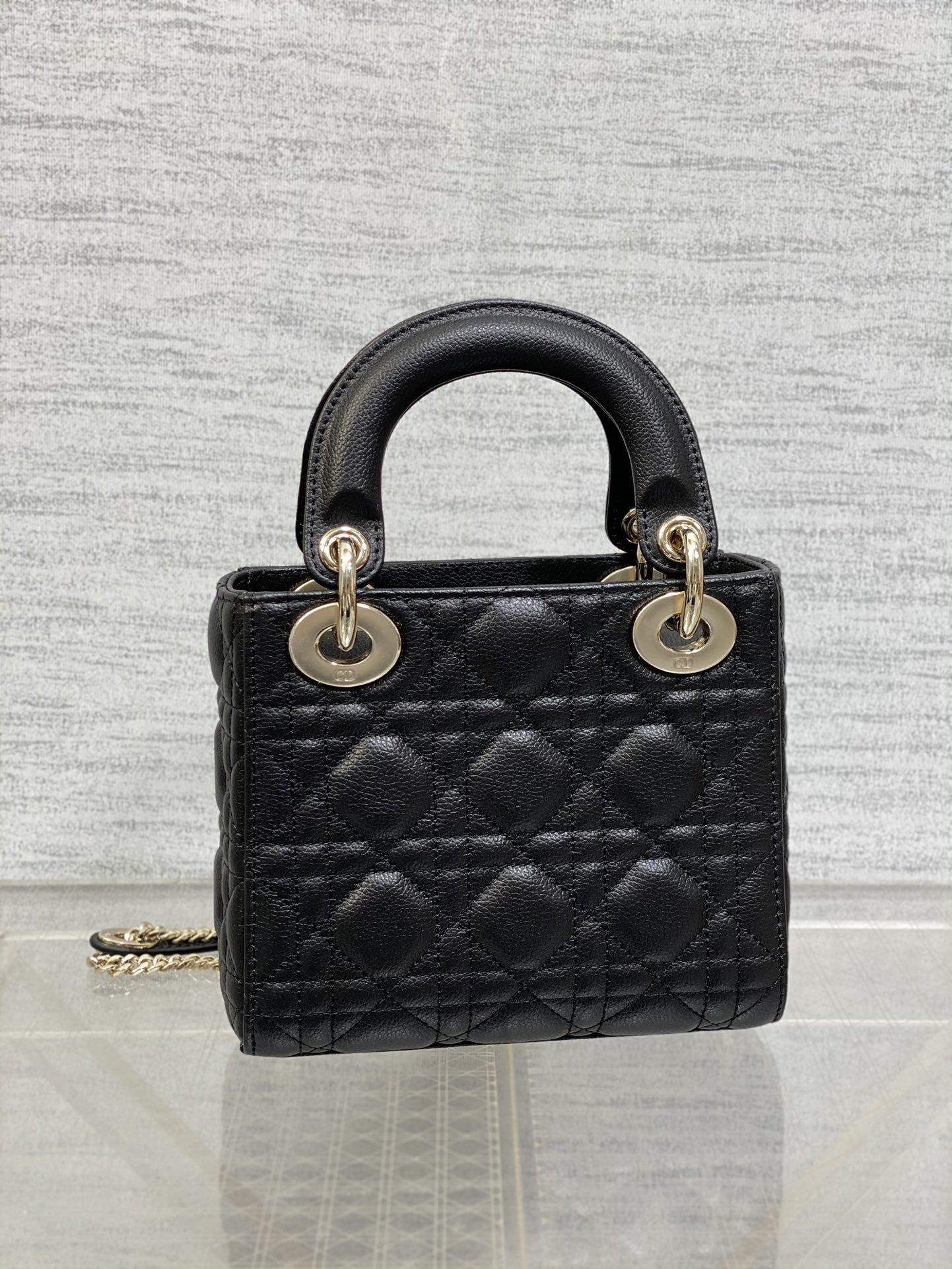 The Classic Lady Dior bag - Image 4
