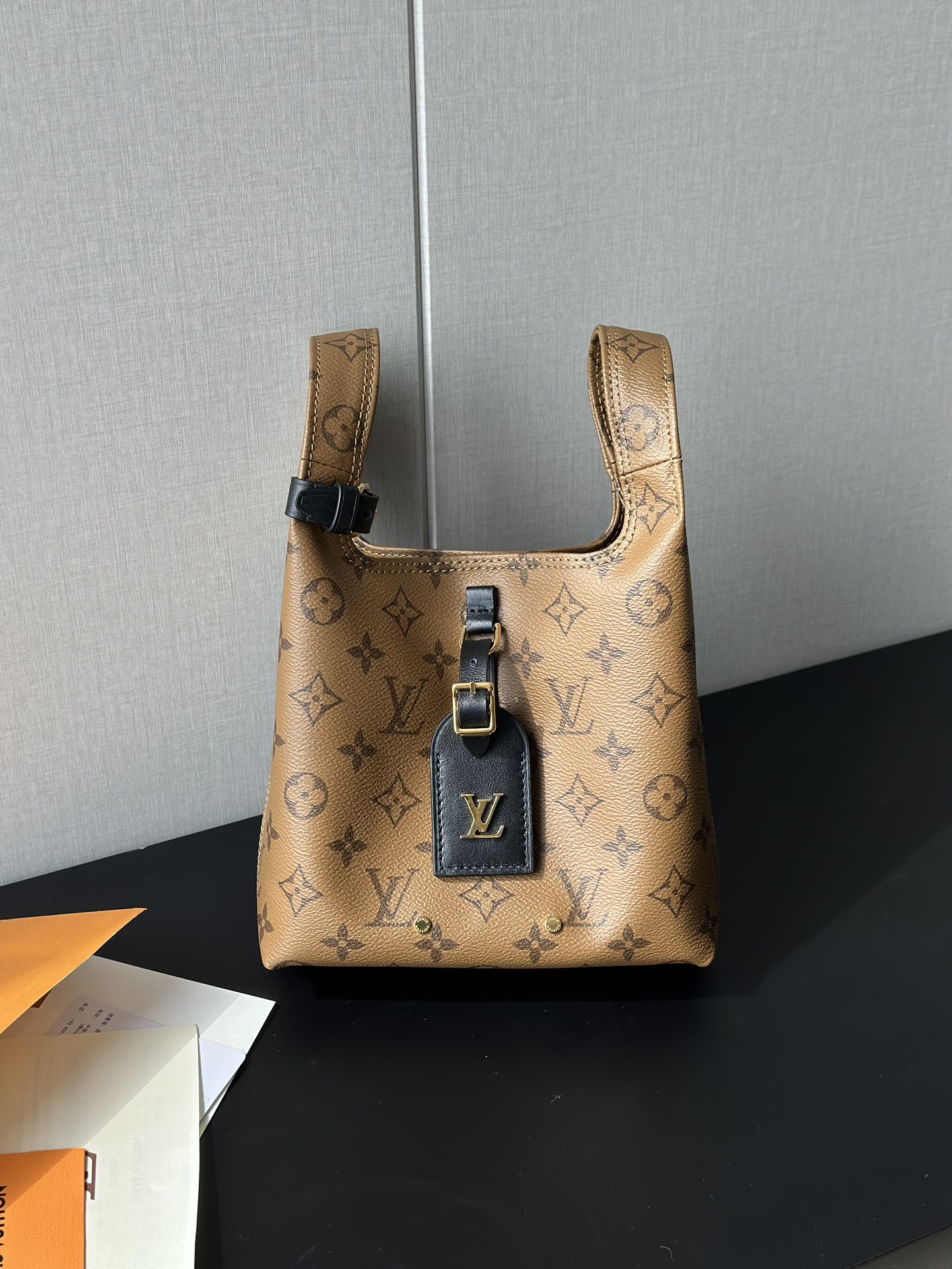 M46816 Yellow Floral Atlantis BB Style Handbag – Premium Leather Inspired Design