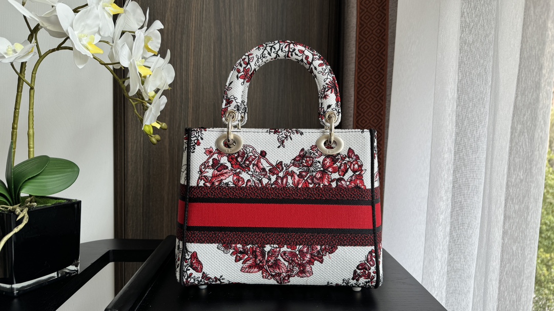 Elegant Lady D-Lite Style Luxury Handbag – Classic Designer-Inspired Fashion Tote for Women - Image 5