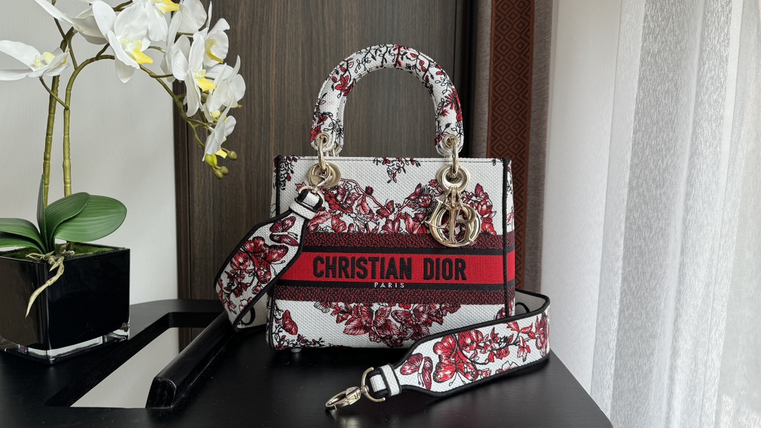 Elegant Lady D-Lite Style Luxury Handbag – Classic Designer-Inspired Fashion Tote for Women