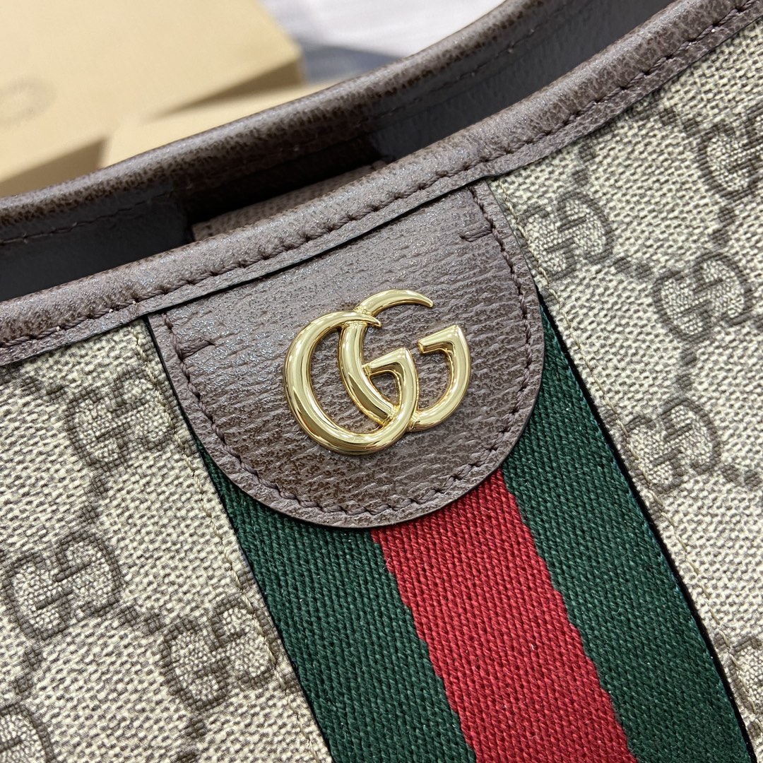 This medium-sized shoulder bag - Image 7