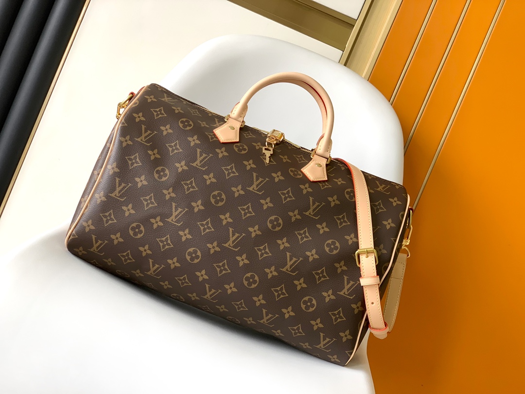 M41110 Large Travel-Style Women’s Handbag – Elegant Everyday Carry Tote Bag