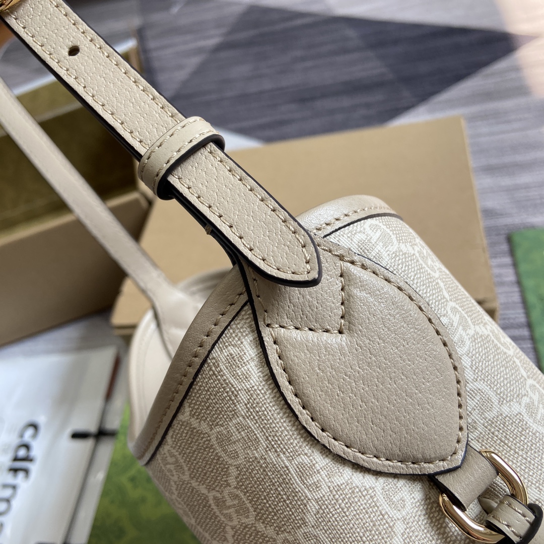 This small shoulder bag - Image 4