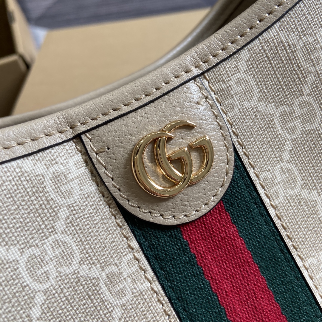 This small shoulder bag - Image 10