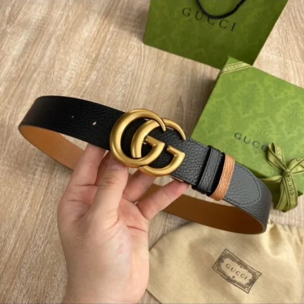 GG Logo Buckel Leather Belt