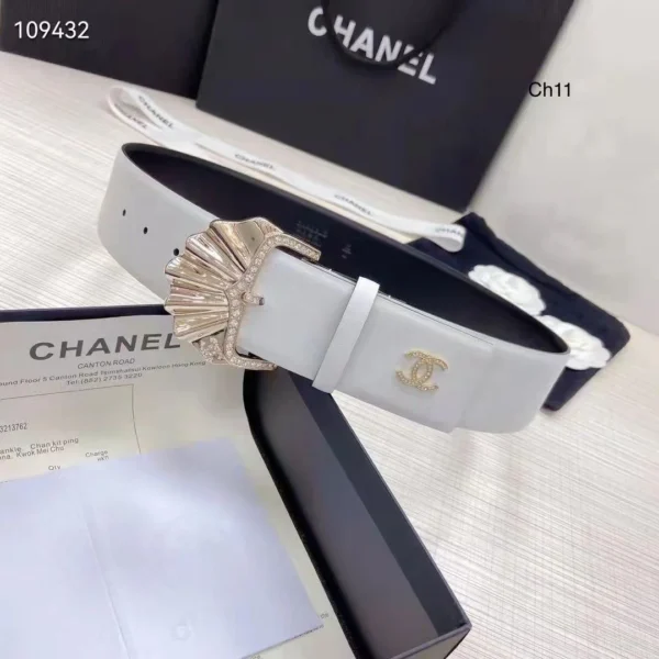 Chanel Leather Buckel Belt