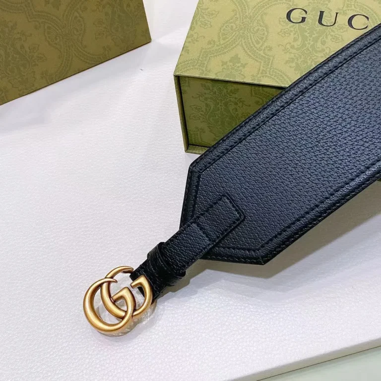 Gucci Black Textured Leather Waist Belt - Image 6