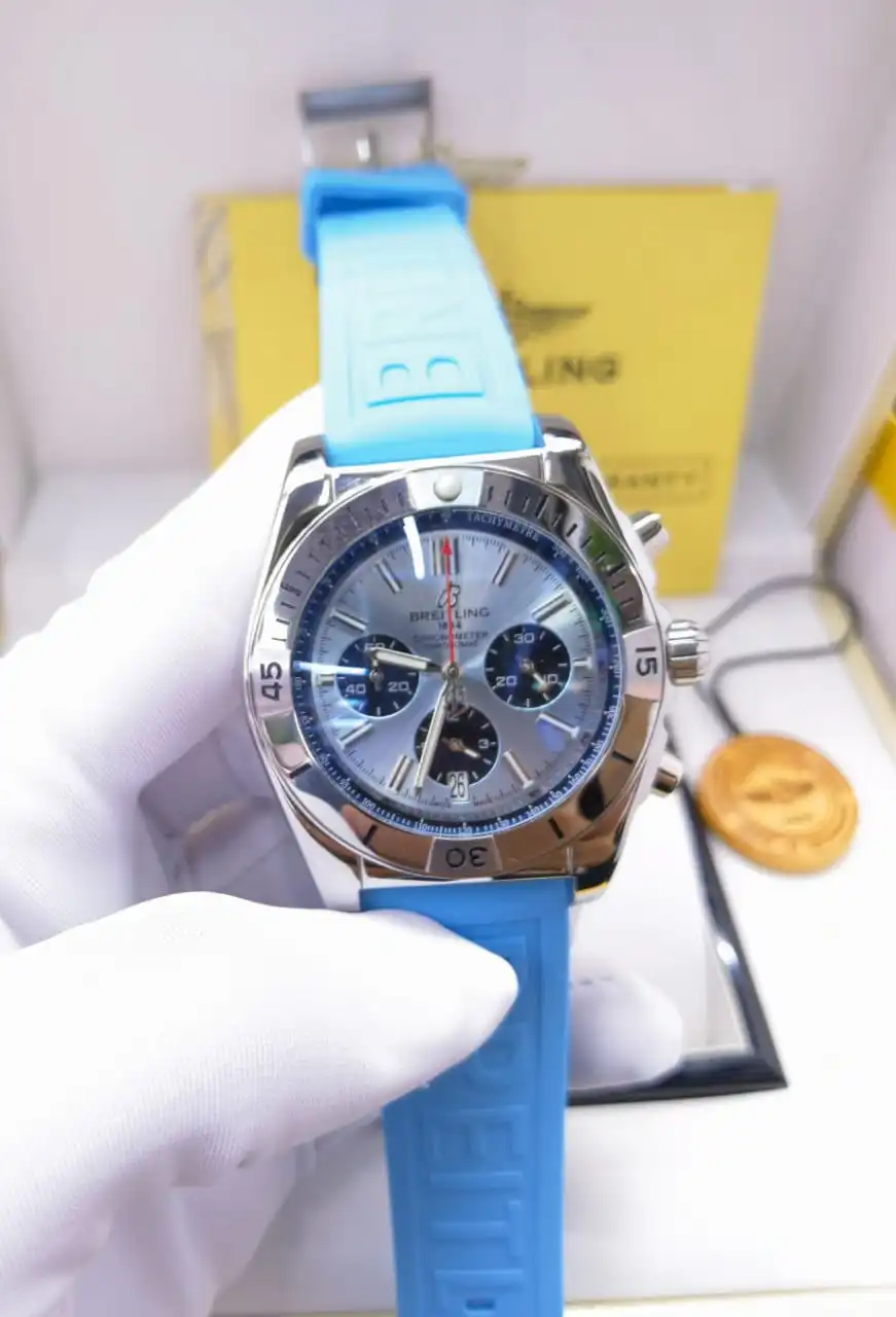 Breitling Chronomat Rubber Wristwatch - Image 5