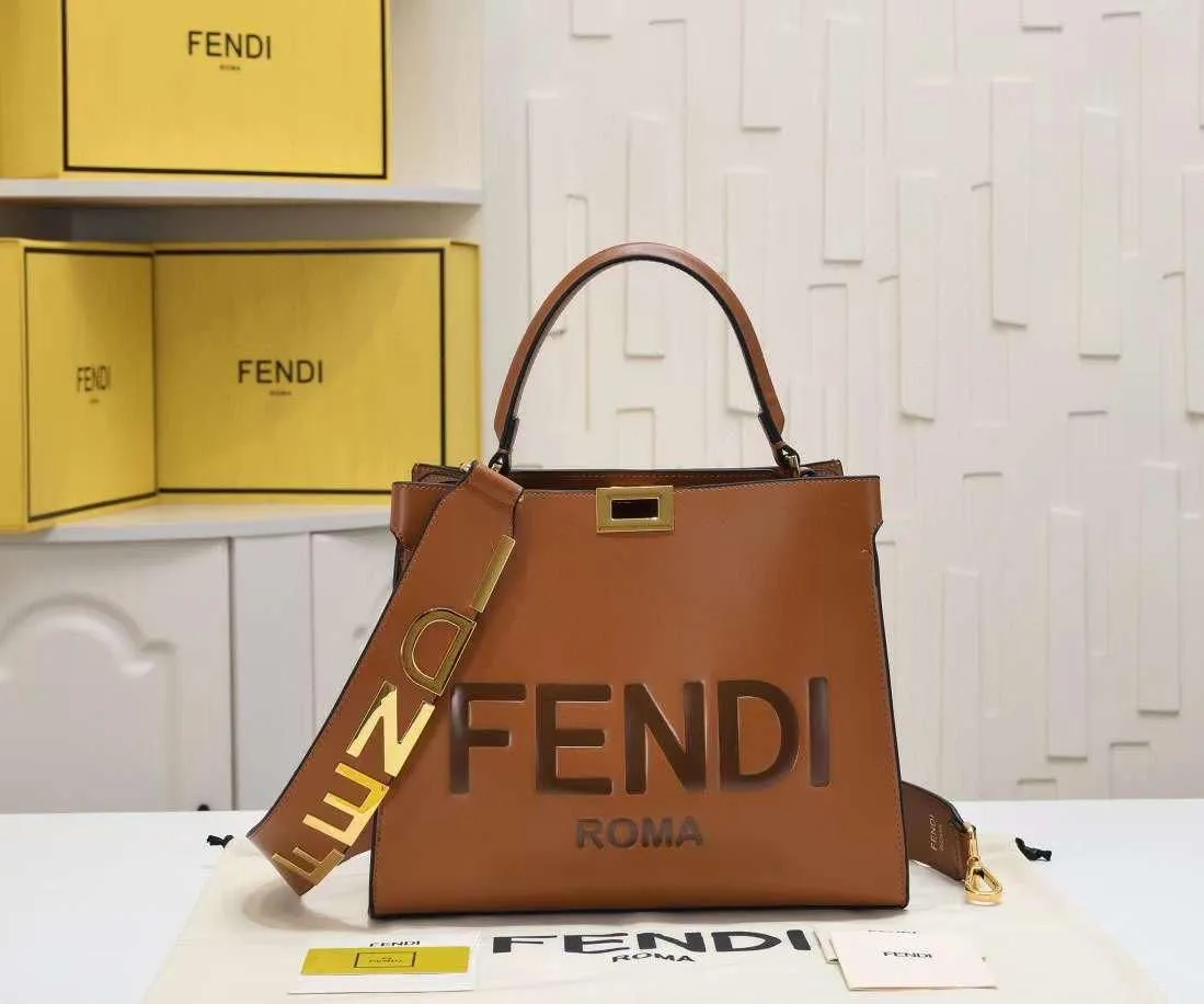 Fendi Sunshine Handbags - Image 3