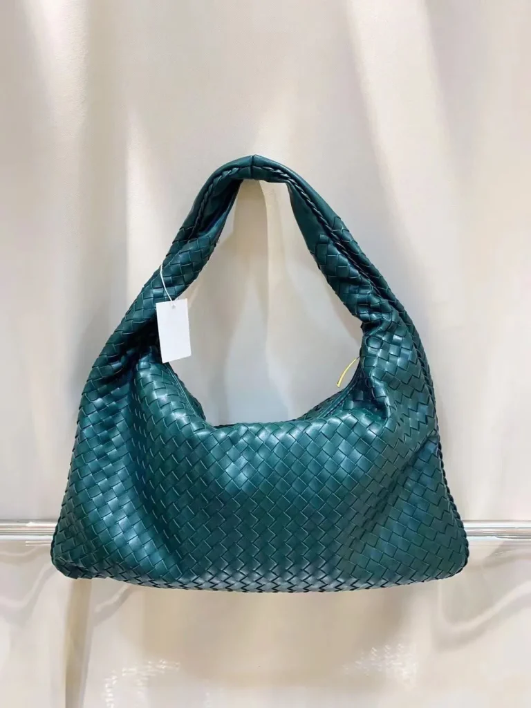 Bottega Veneta Leather Medium Bag - Image 6