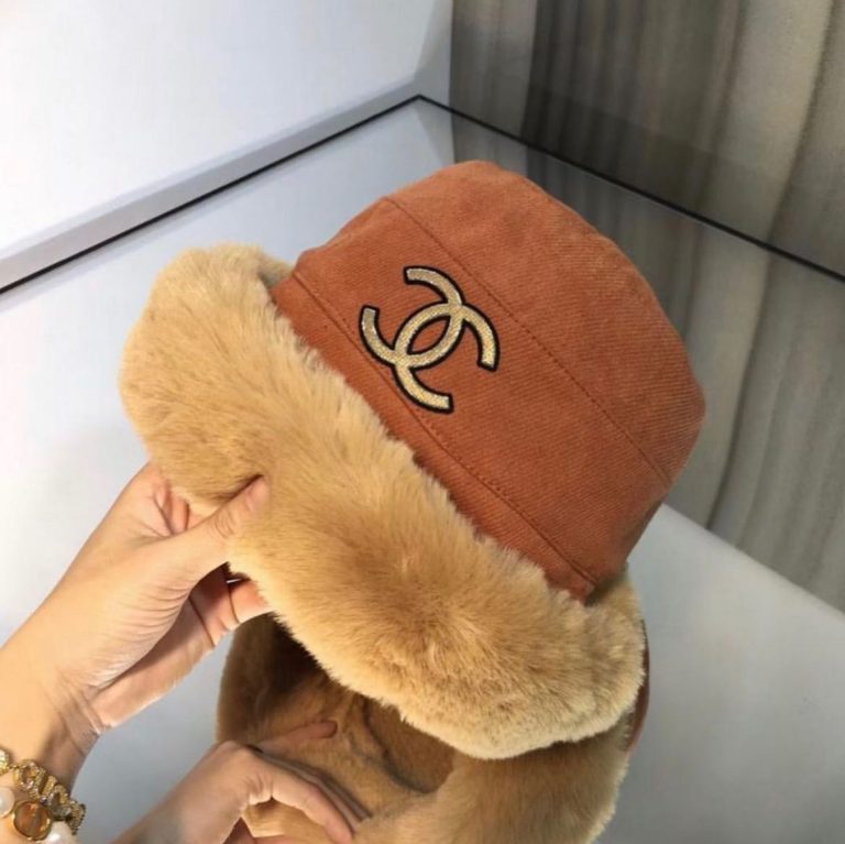 Chanel Fashion Winter Women Fluffy Fur Cap - Image 2